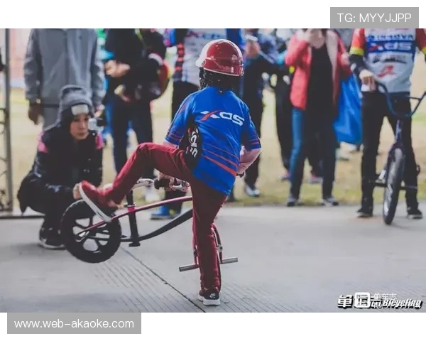 华南赛首日4X土坡竞速赛男子公开组张佑伦夺冠